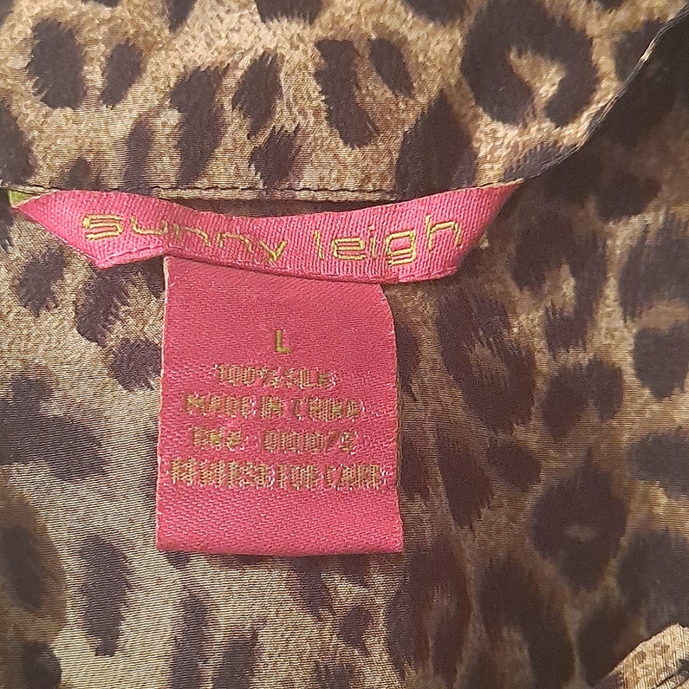 Sunny Leigh 100% Silk Tiger Print Blouse - Picture 3 of 4